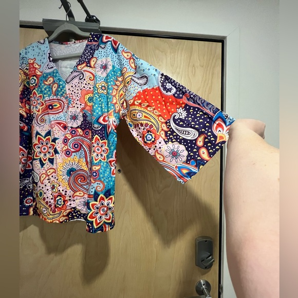 Floral Paisley 3/4 Wide Sleeve V-Neck Blouse - Picture 3 of 5